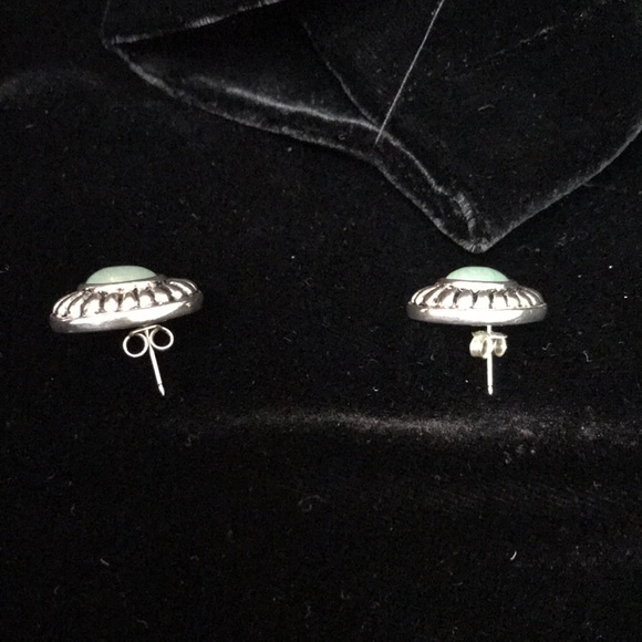 Joseph Esposito Sterling Silver and Jade earrings - Picture 3 of 4